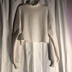 SHEIN White Halter Neck Crop Top